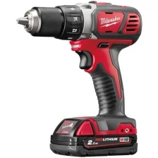 Шуруповерт аккумуляторный MILWAUKEE M18 BDD-202С